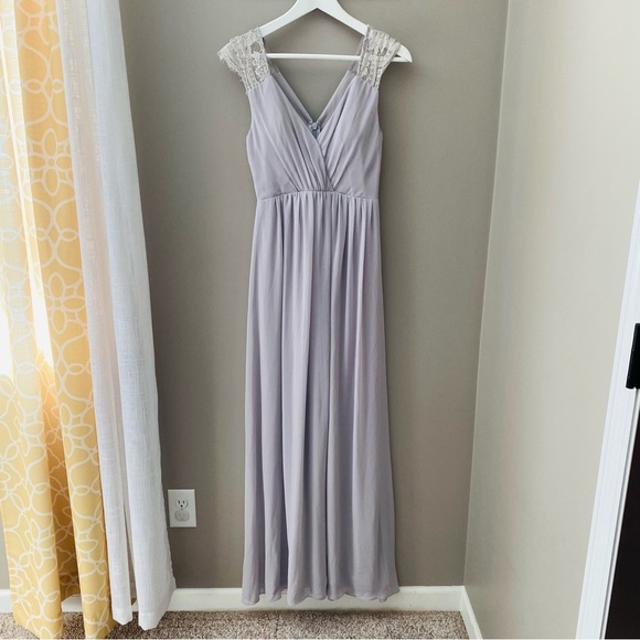 Lulus Dresses & Skirts - Lulu's Whimsical Wonder Lace Maxi Dress Light Gray Sz Small